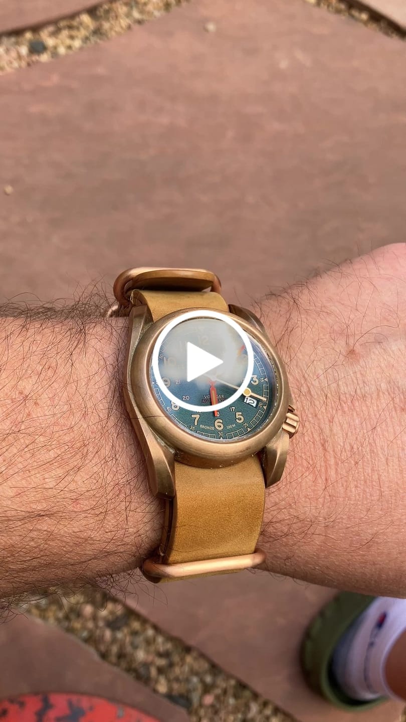 Customer video review of VOYAGER - 100M Waterproof Bronze Automatic Field Watch | Sandstone Green