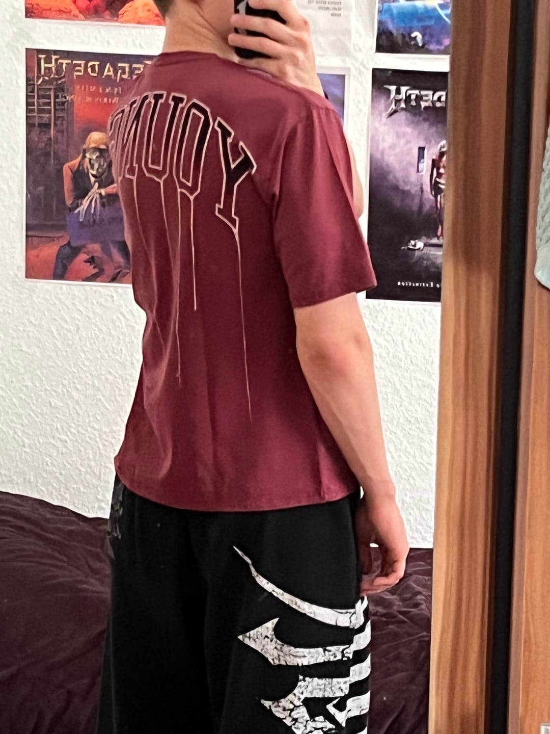 Customer photo review of W428 - Drip Oversized Tee