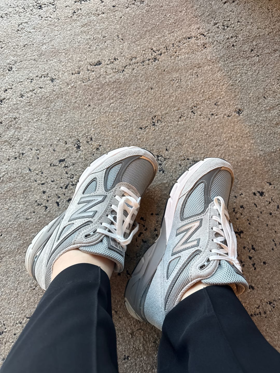 Customer photo review of New Balance Made in USA 990v4 Core Grey with Silver U990GR4 - Hemen Kargoda