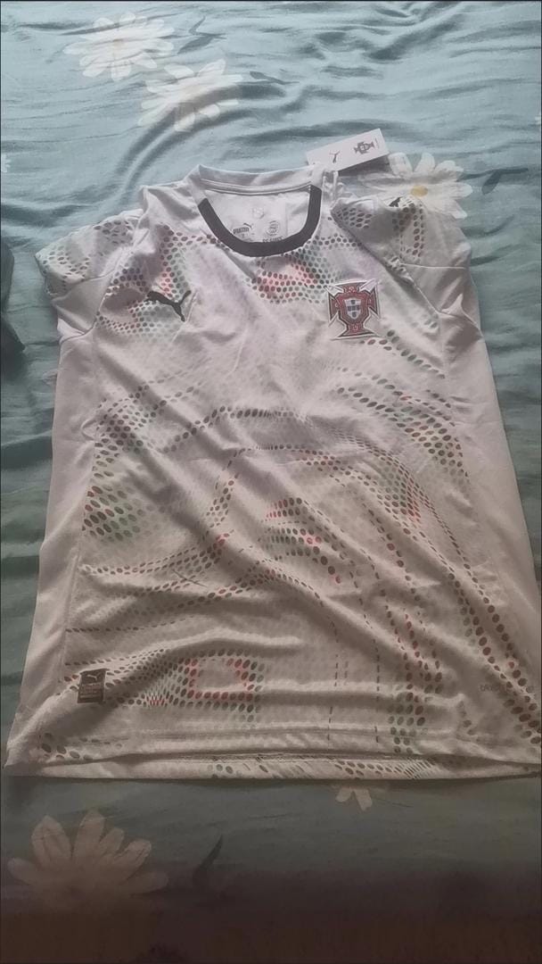 Customer photo review of Camisola Seleção Portugal II 25/26
