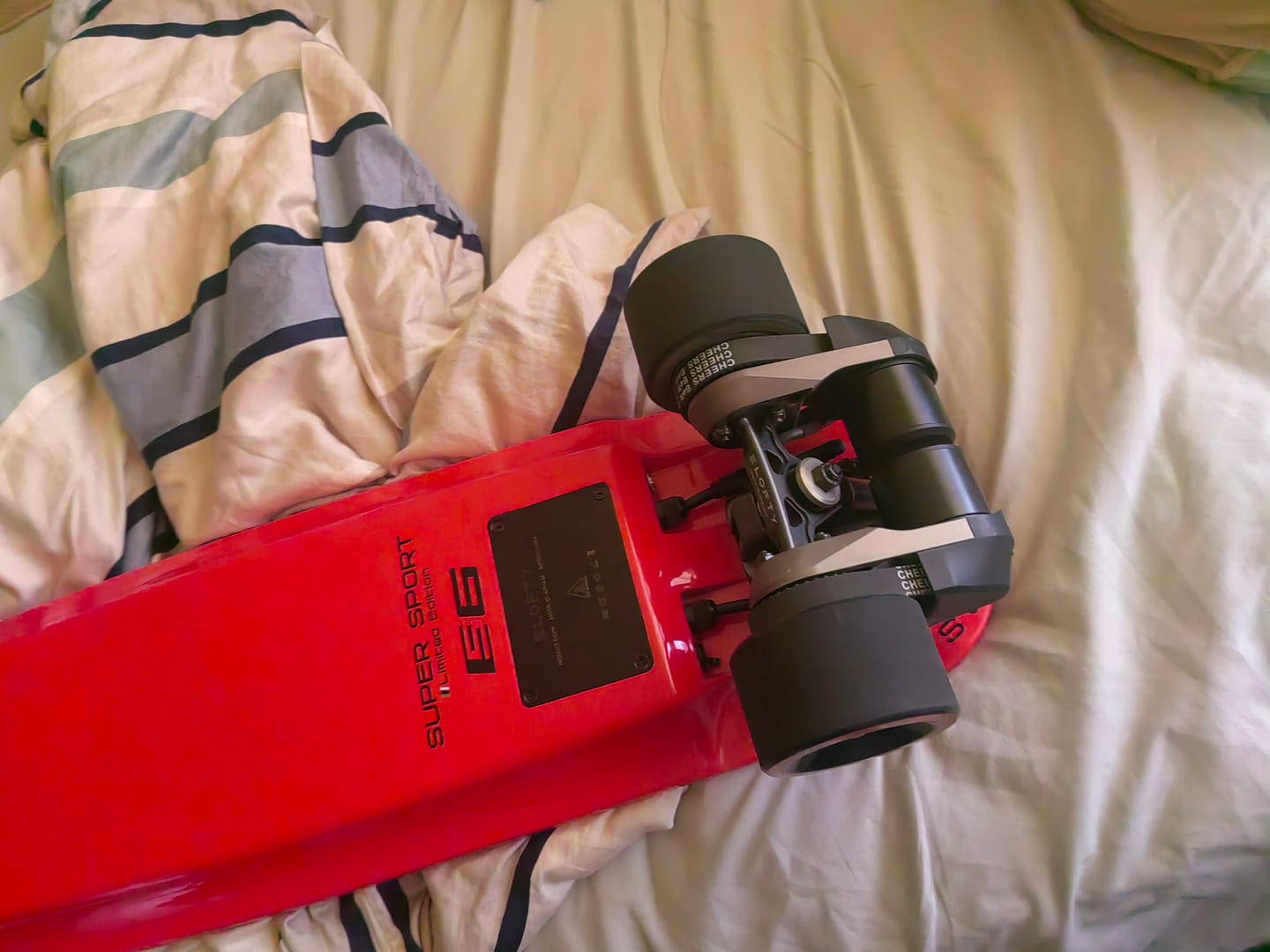 Customer photo review of Elofty® Alpha S6 Electric Skateboard