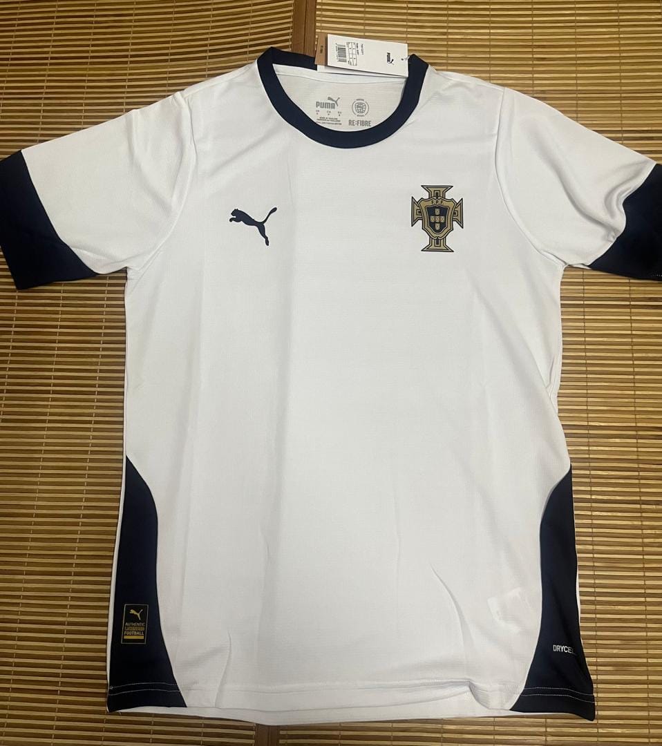 Customer photo review of Camisola Seleção Portugal Treino 25/26