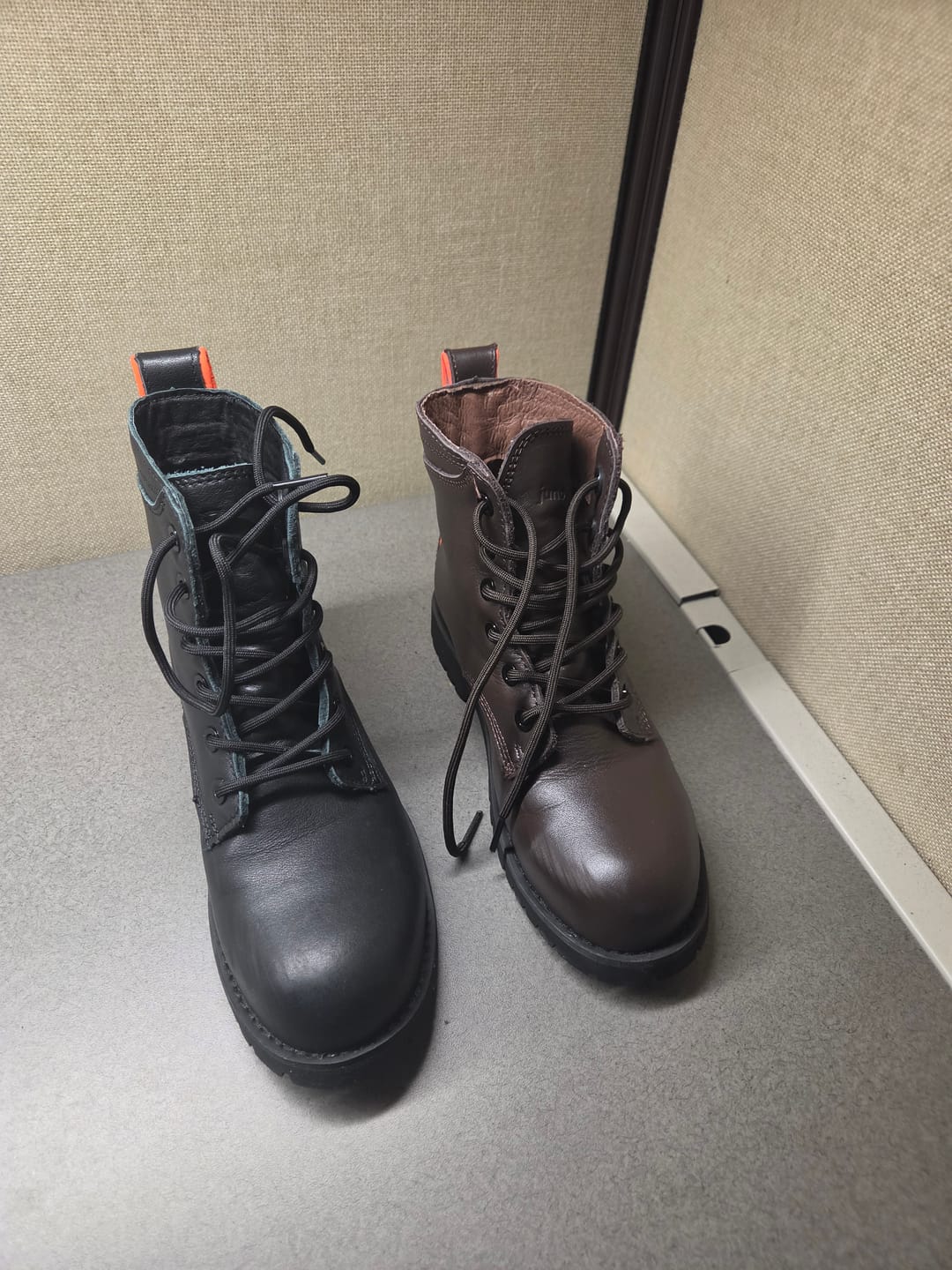 Customer photo review of Women's Leeza Composite Toe Boots, Espresso (SD-10)