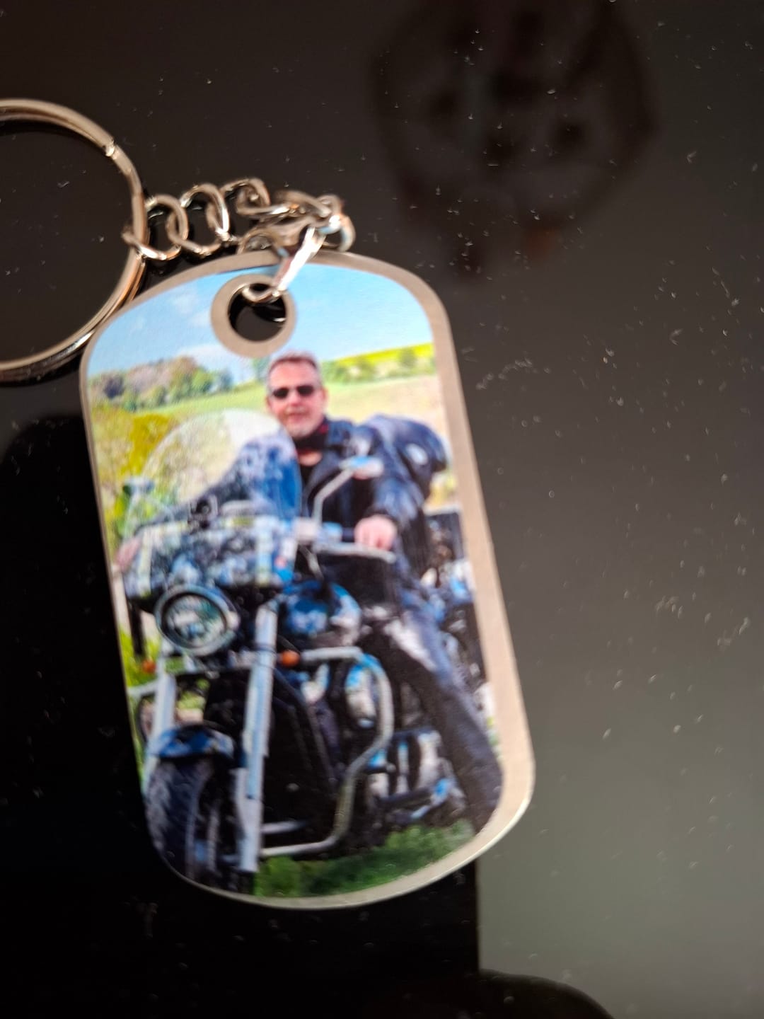 Customer photo review of Echte Rentner - Personalisierter Metall-Schlüsselanhänger