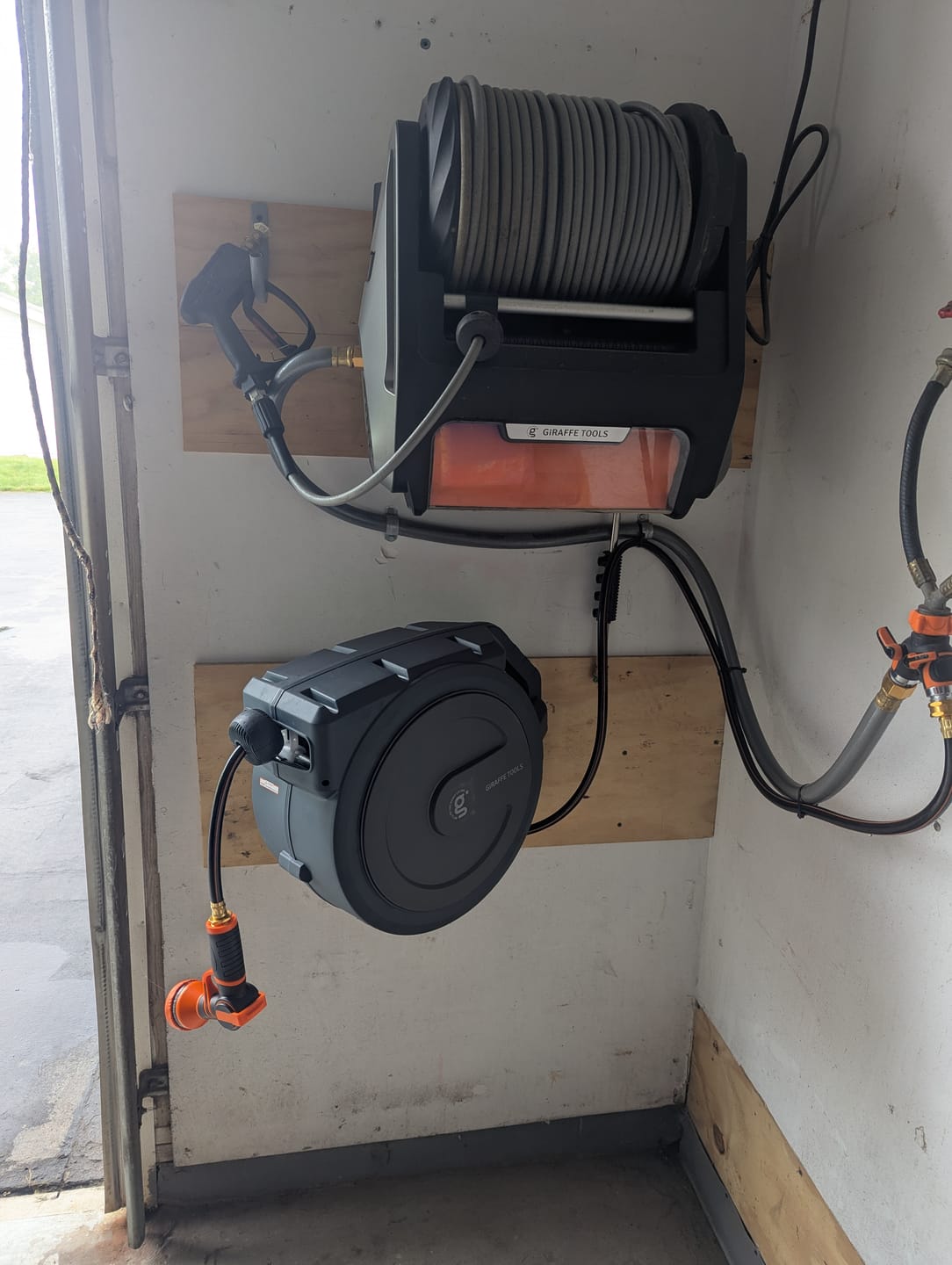 Customer photo review of Retractable Garden Hose Reel-1/2in-100ft