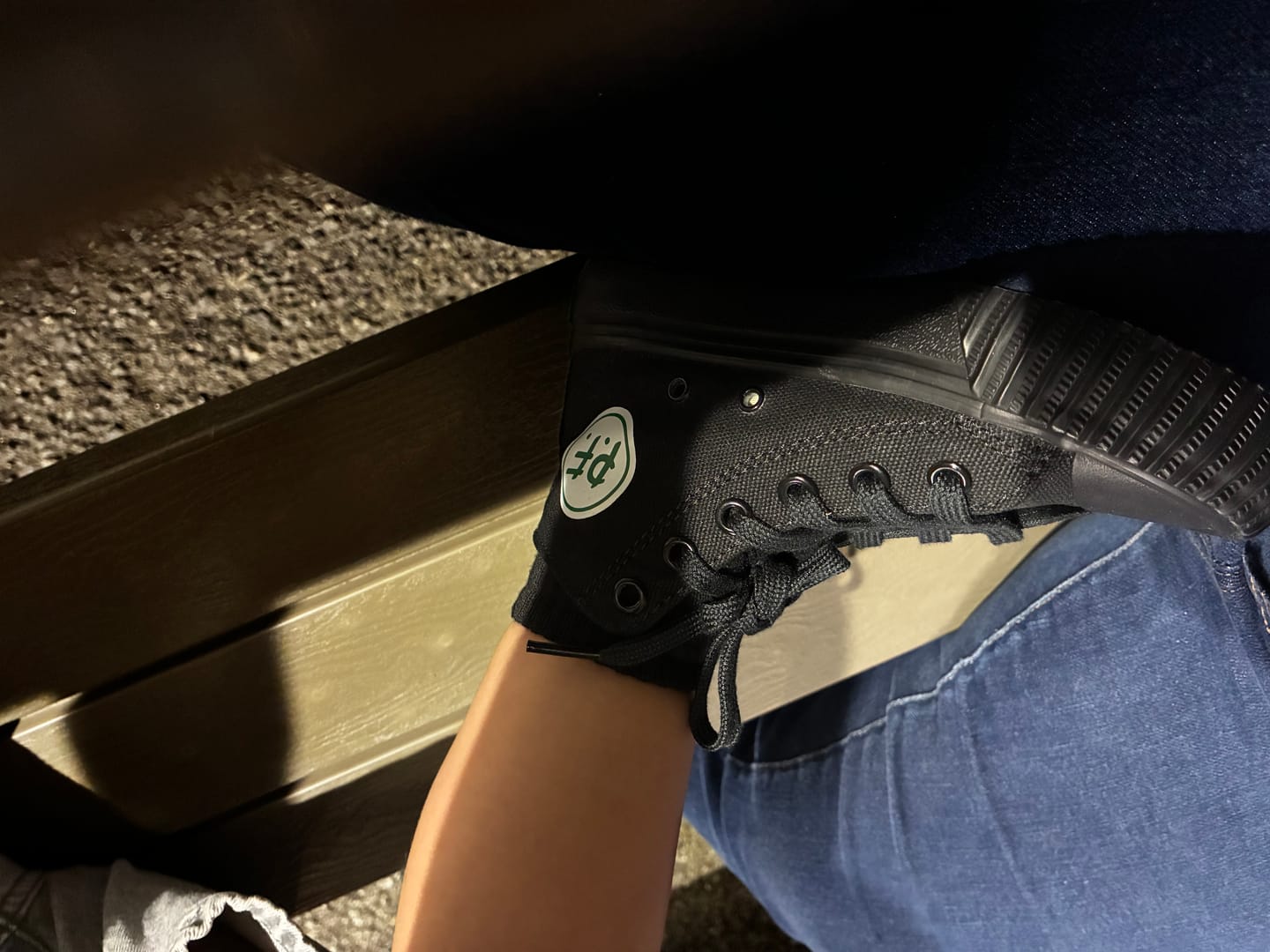 Customer photo review of 1993 Center Kids High-Top Black