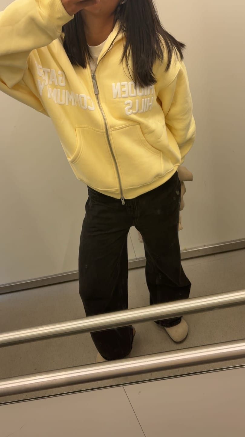 Customer photo review of GATED COMMUNITY ZIP HOODIE BUTTER YELLOW