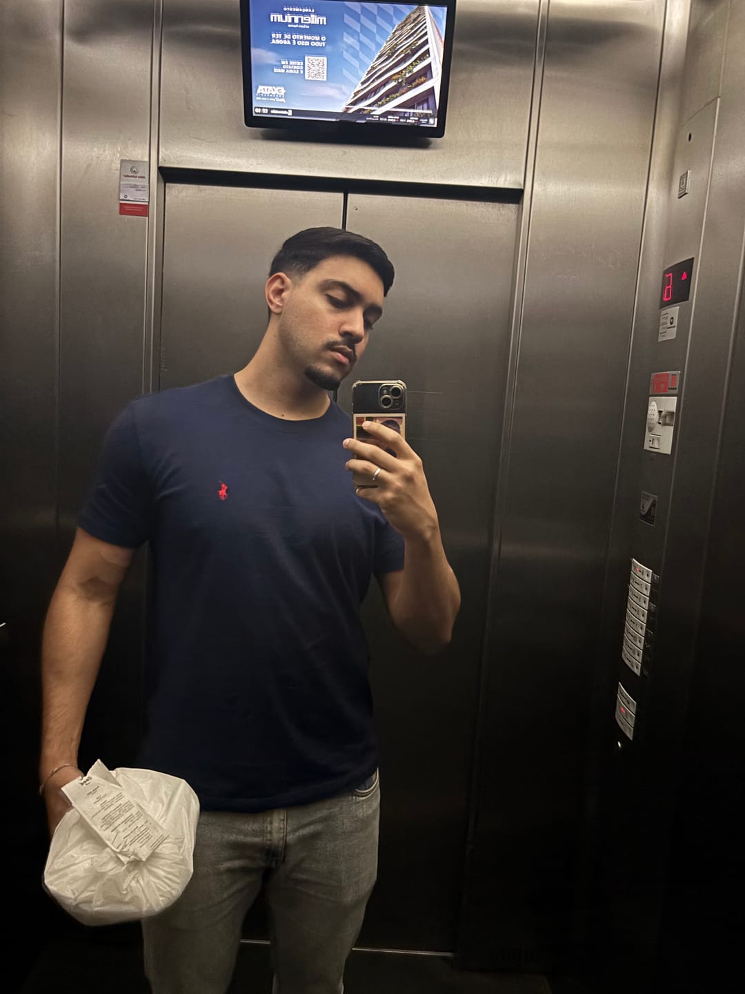 Customer photo review of Camiseta RL Icon Classic - Azul Marinho
