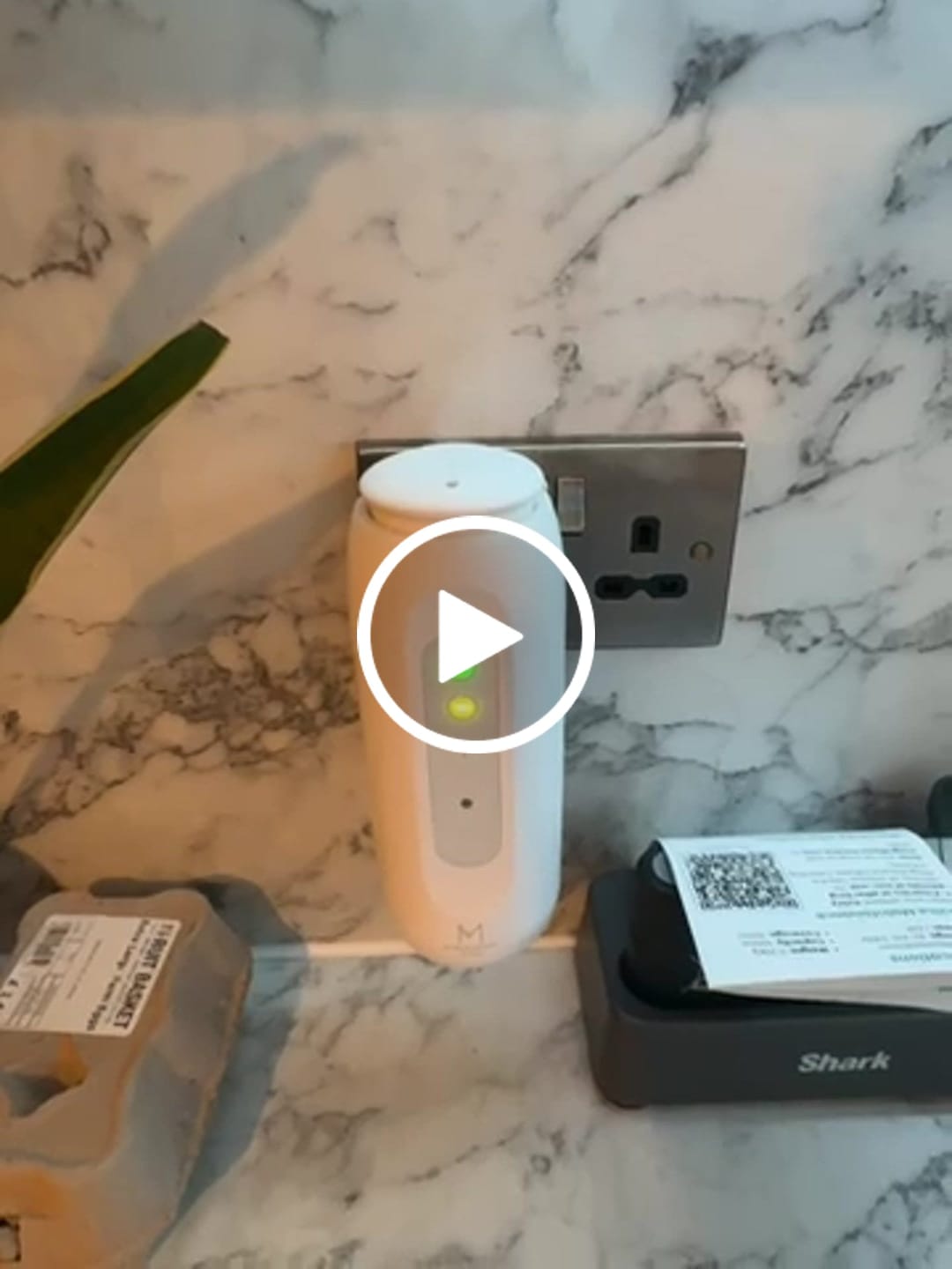 Customer video review of ZenPlug – The Smart Bluetooth Waterless Plug-In Diffuser