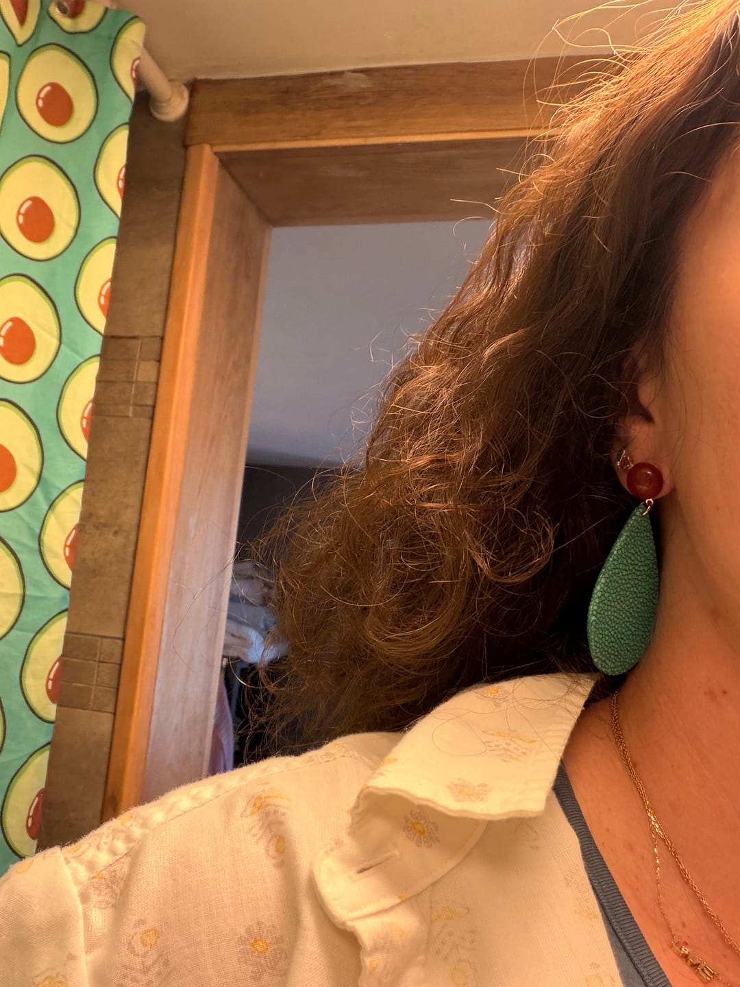 Customer photo review of Boucles d'oreilles Acqua - Galuchat & cornaline
