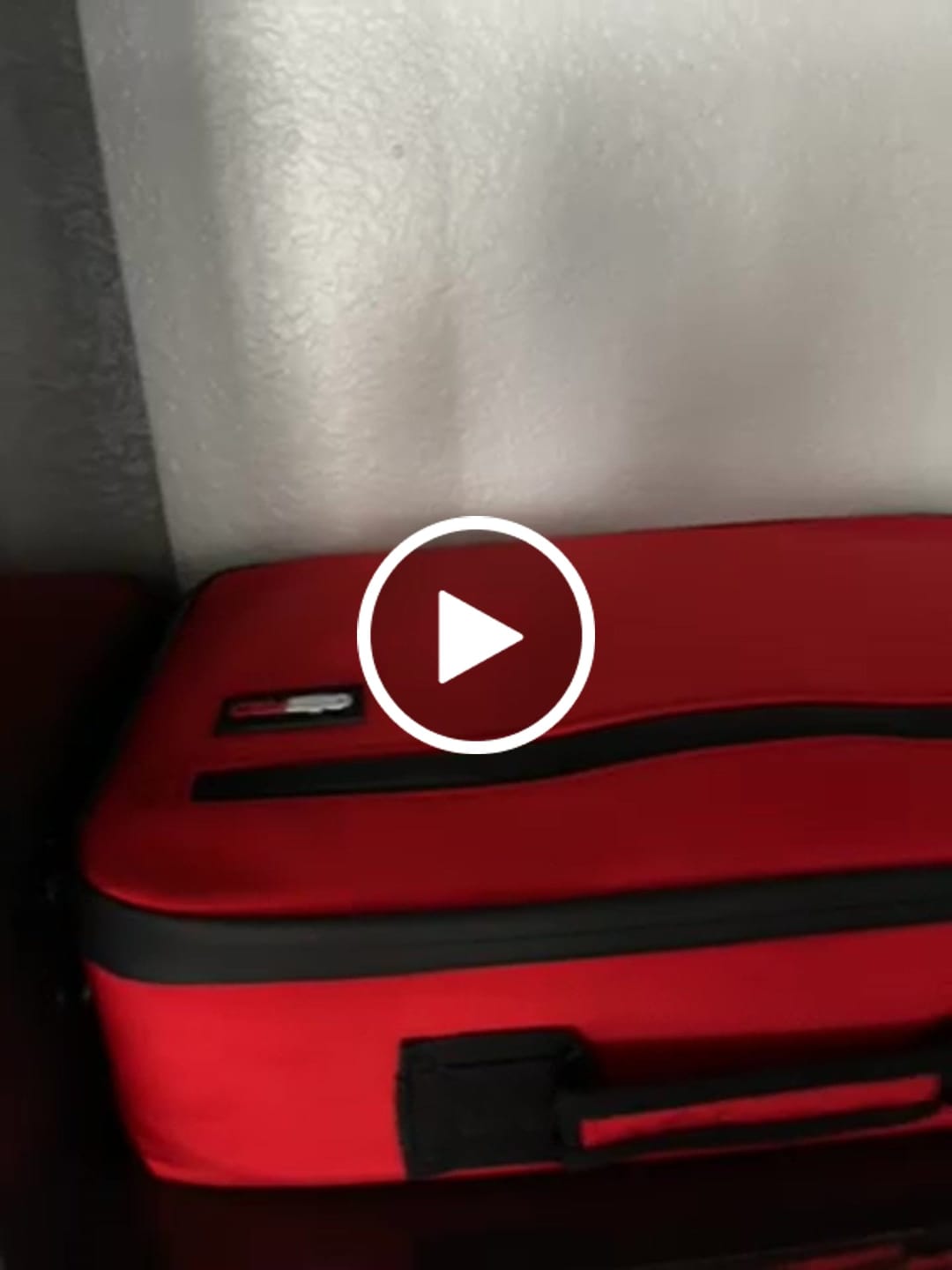 Customer video review of Crossbody Mobile Workstation with Extending Tray System – Fire Red