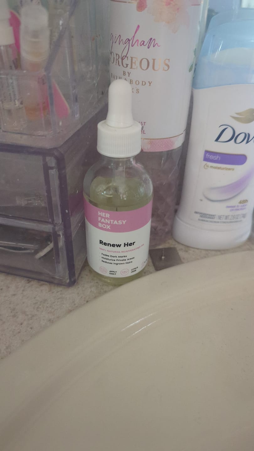 Customer photo review of Her Fantasy Box Renew Her Booty & Kitty Oil - 3 pk