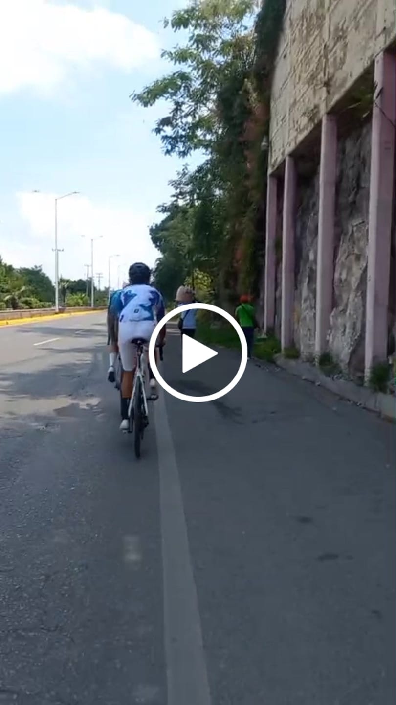 Customer video review of E.C. LUXRIDE SKINSUIT