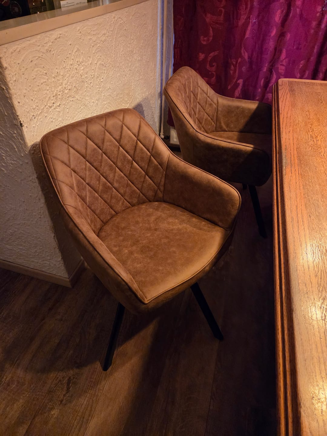 Customer photo review of Brione Draaibare Eetkamerstoel - Cognac