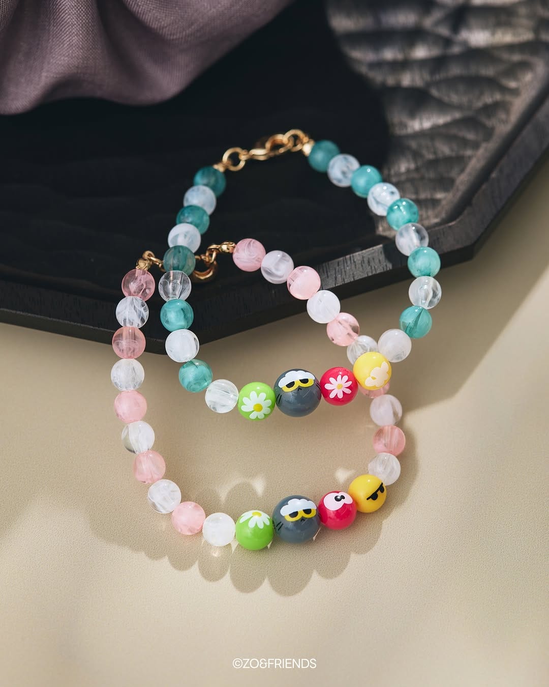 Customer photo review of G-DRAGON - ZONFRIENDS X  LINE FRIENDS [K-EDITION MD]