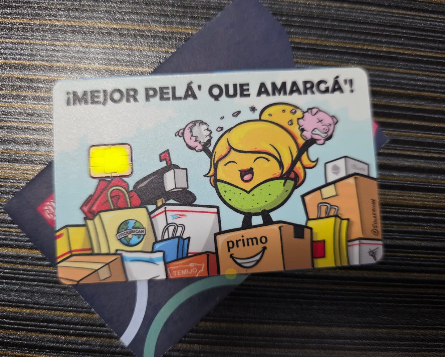 Customer photo review of (Damas) Mejor Pelá' que Amargá' - Sticker para Tarjeta de Crédito