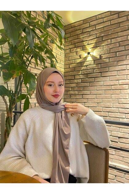 Customer photo review of ✨ Borelisse™ Mıknatıslı Kendinden Boneli Şal✨