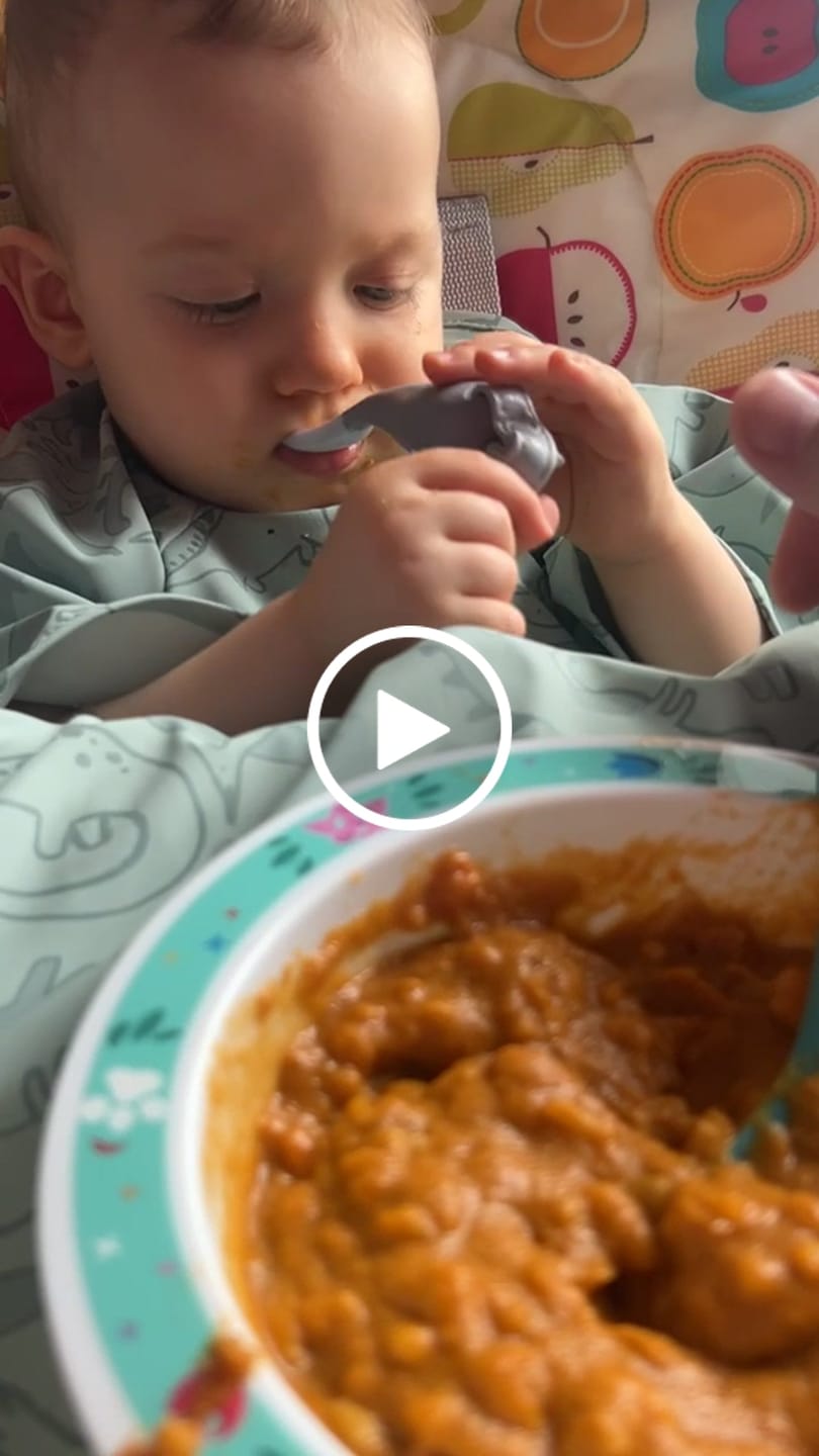 Customer video review of NEW Attachable Weaning Cutlery