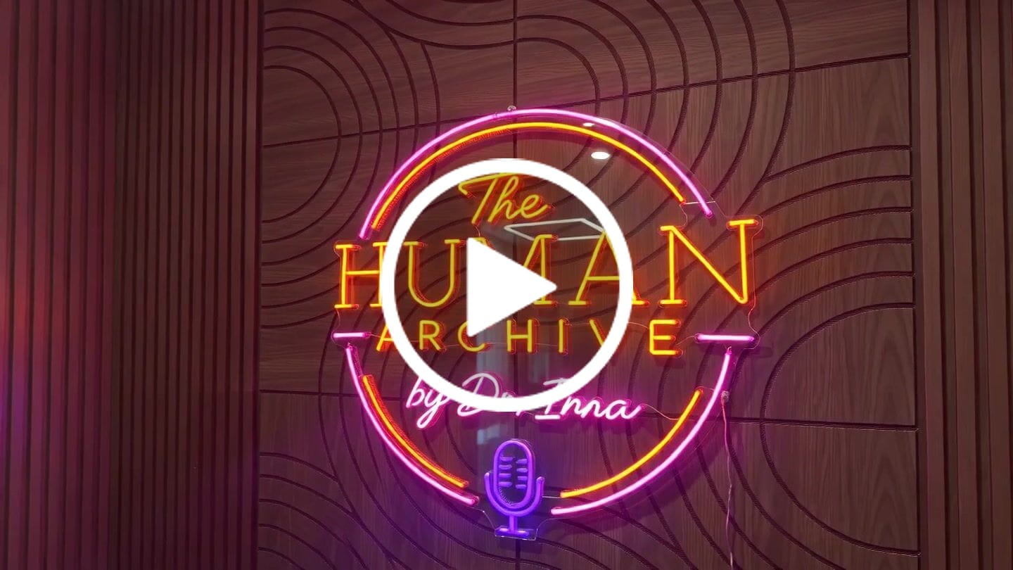 Customer video review of 0h Baby Shower Sign in Neon
