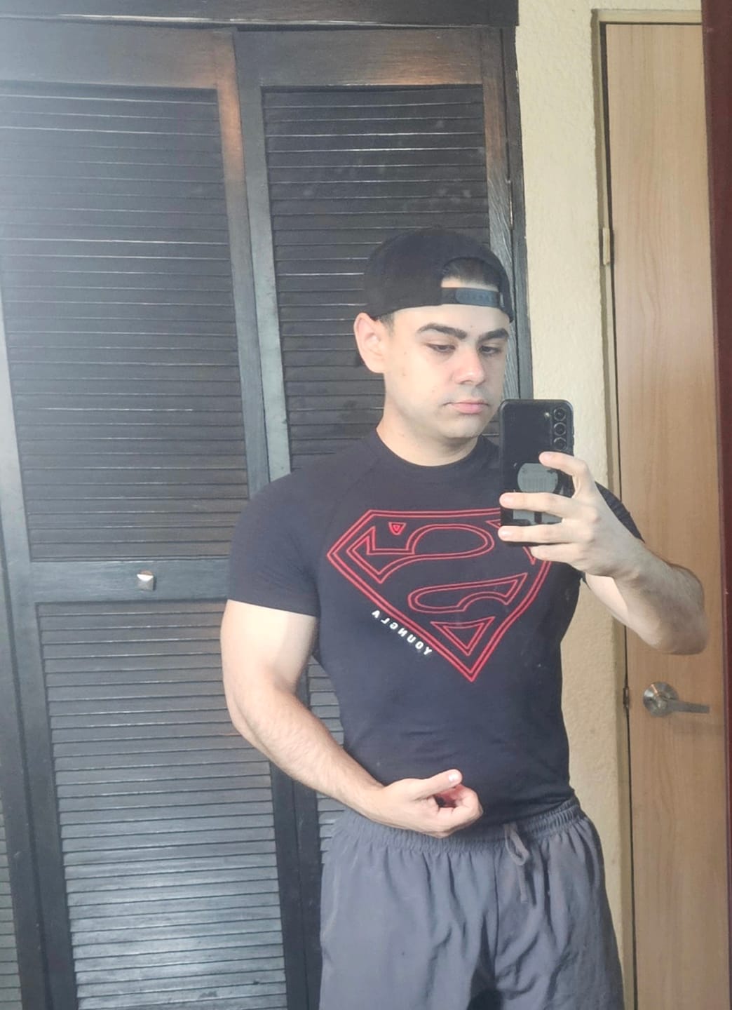 Customer photo review of 4286 - Gold's Iron Legacy Compression Tees