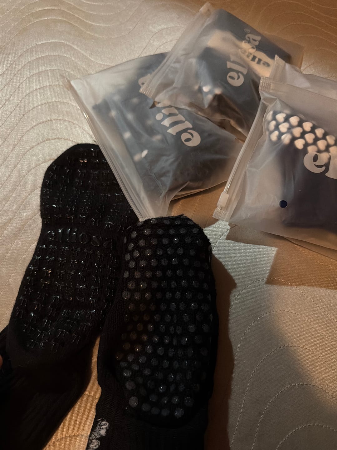 Customer photo review of Noir Polka Dots