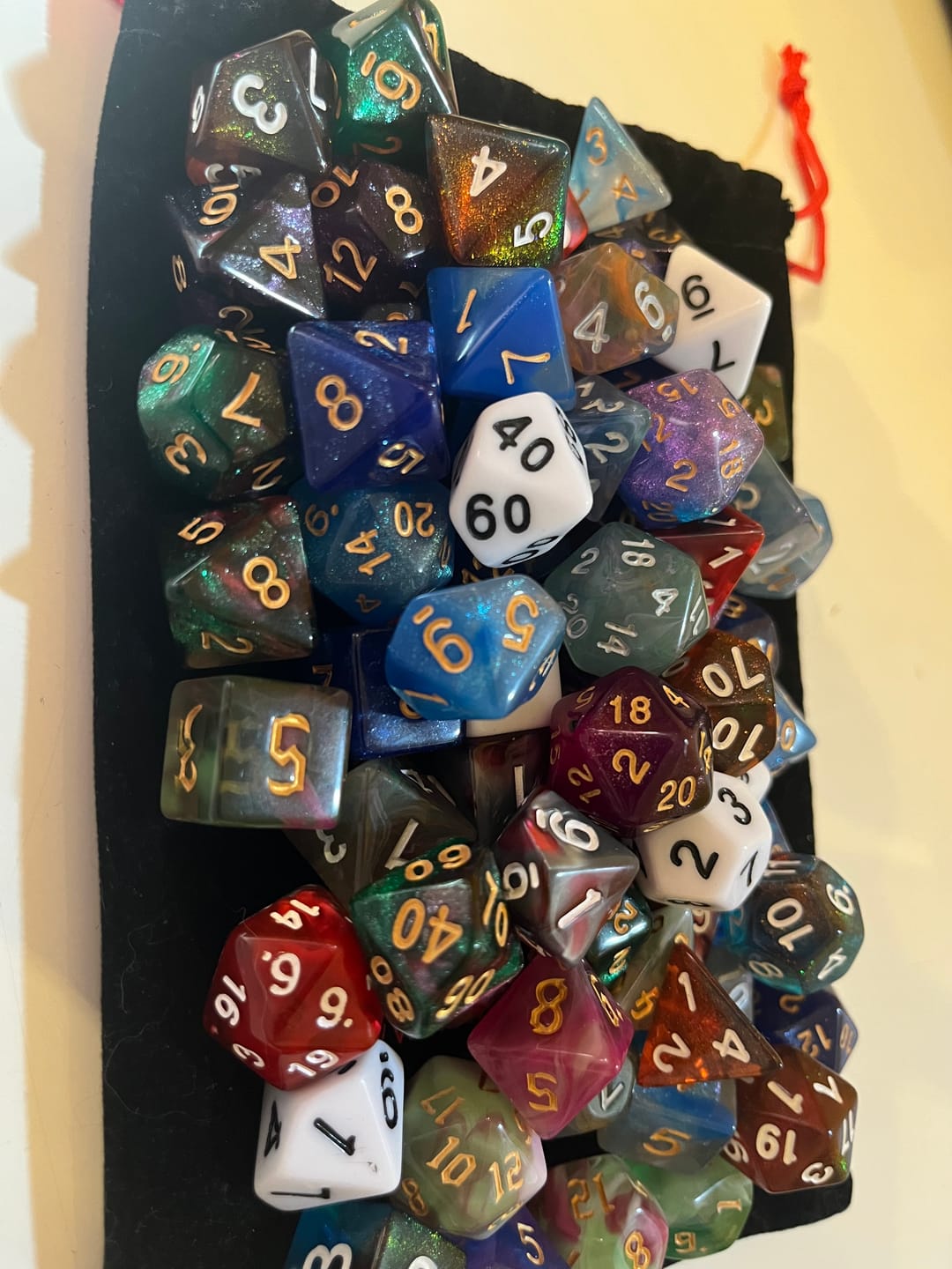 Customer photo review of Mystery Bag of Holding mit 10x7 Kunststoff Würfel