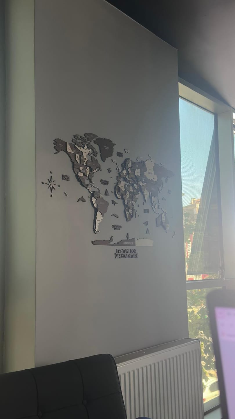 Customer photo review of Ahşap Dünya Haritası - Çok Katmanlı 3D Ahşap Duvar Dekoru (Mixed)