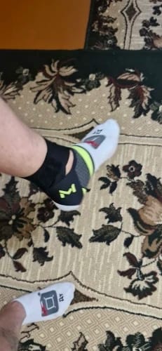 Customer photo review of Restora Plantar Fasciitis Relief Wrap