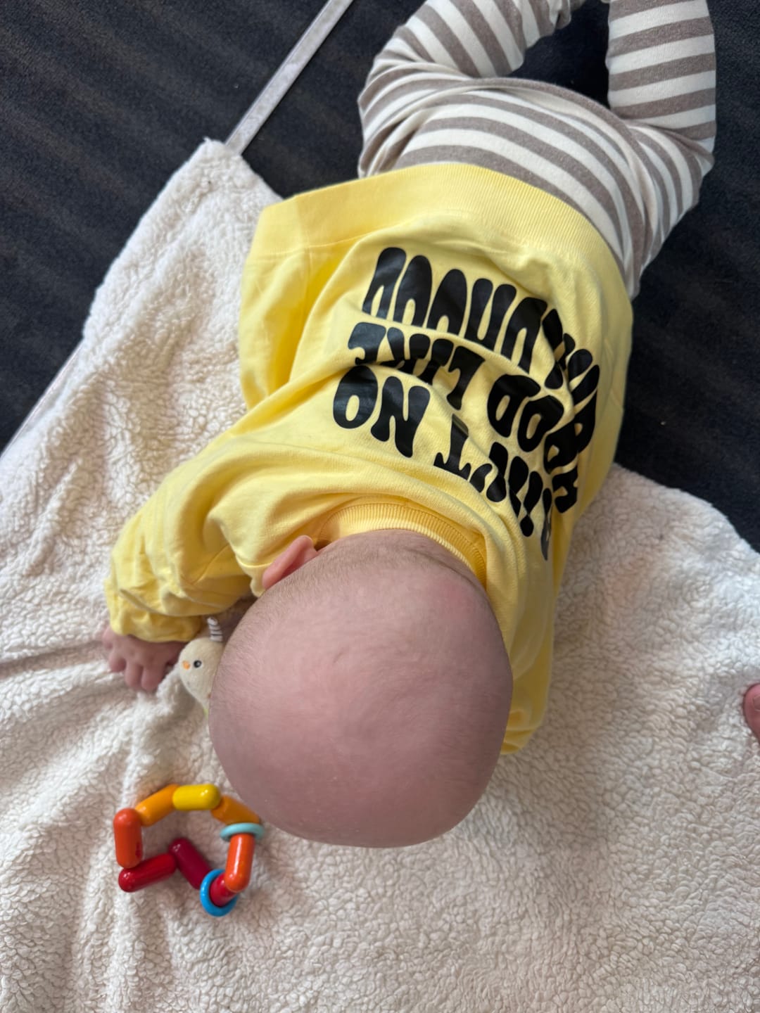 Customer photo review of Ain't no hood like childhood Sweater B-Ware