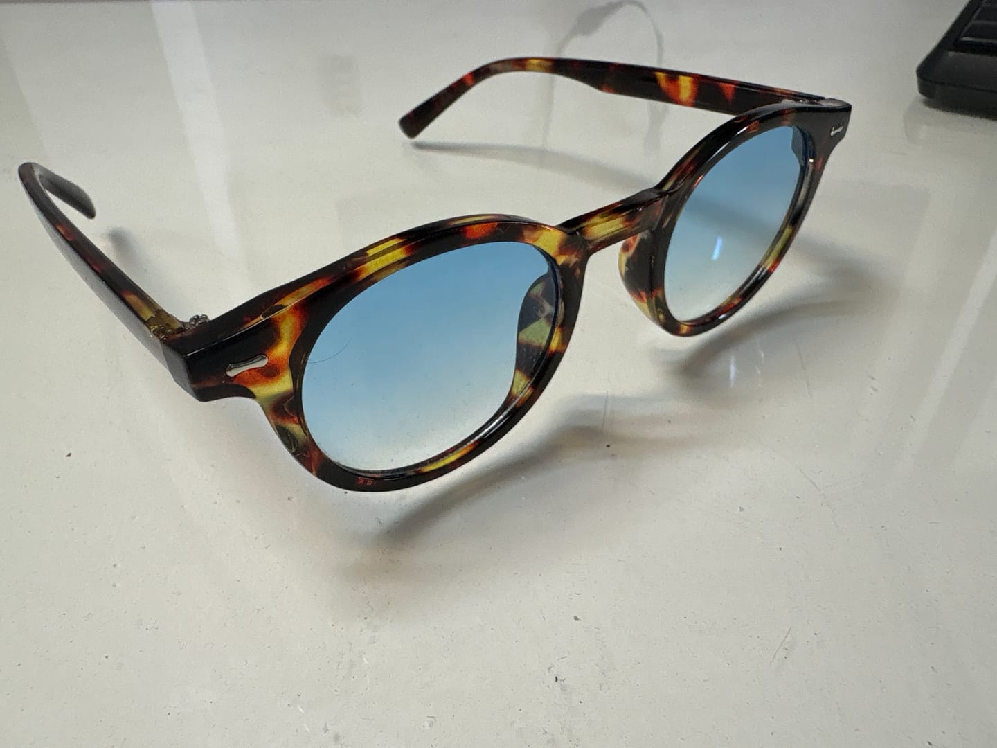 Customer photo review of Otto - Sunglasses