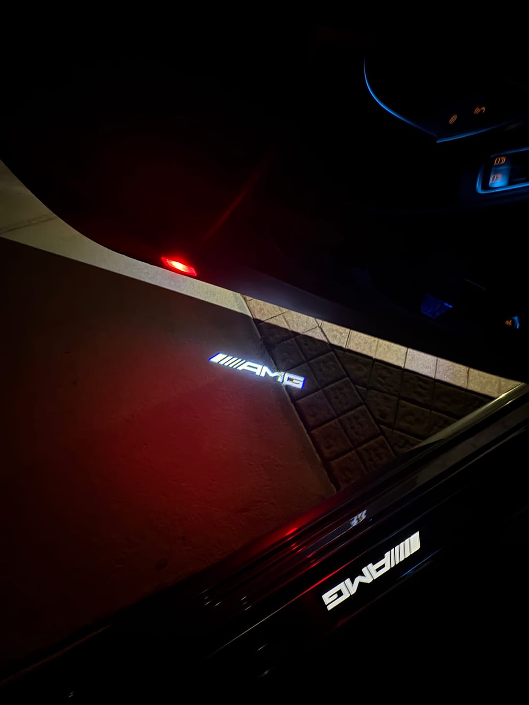 Customer photo review of MERCEDES DOOR LIGHTS