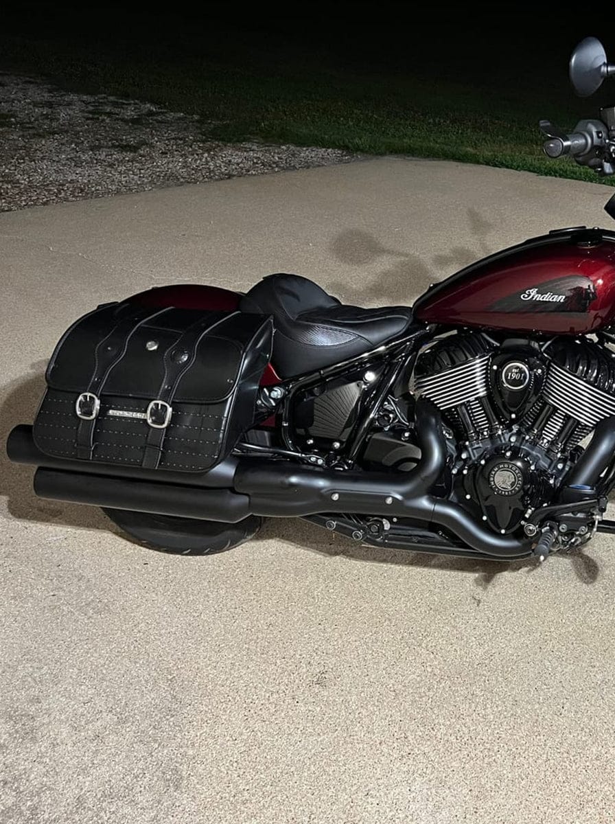 Customer photo review of 34L - ArrowHead Large Indian Chief Bobber Dark Horse Motorcycle Saddlebags