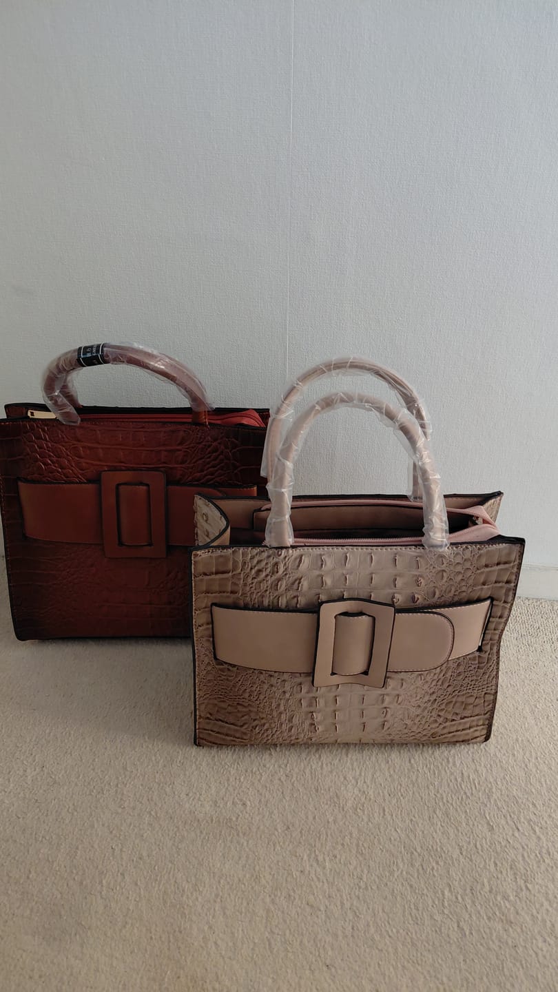 Customer photo review of Designer Handtas in Croco Stijl – Chique en Praktisch voor Vrouwen