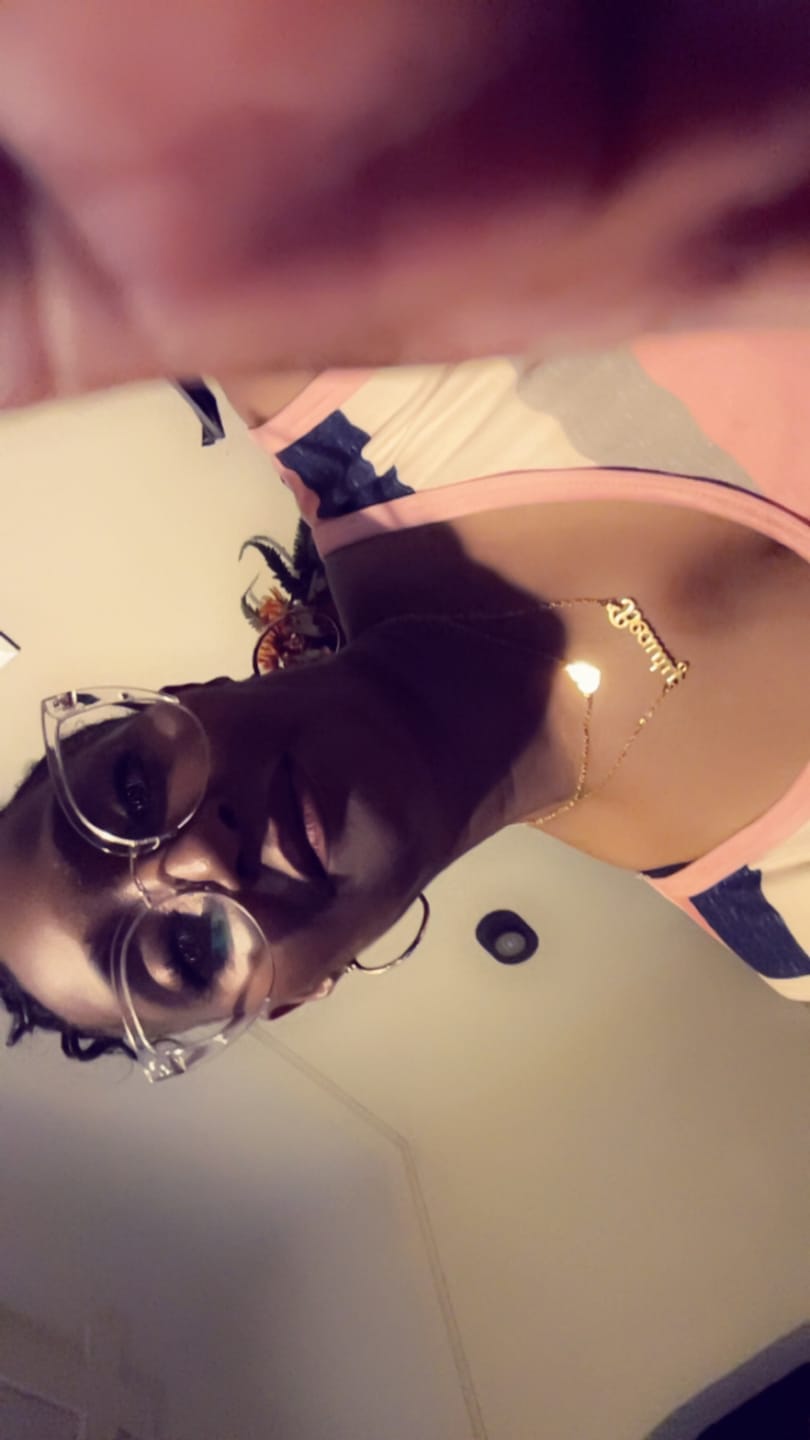 Customer photo review of Heart Layer Name Necklace