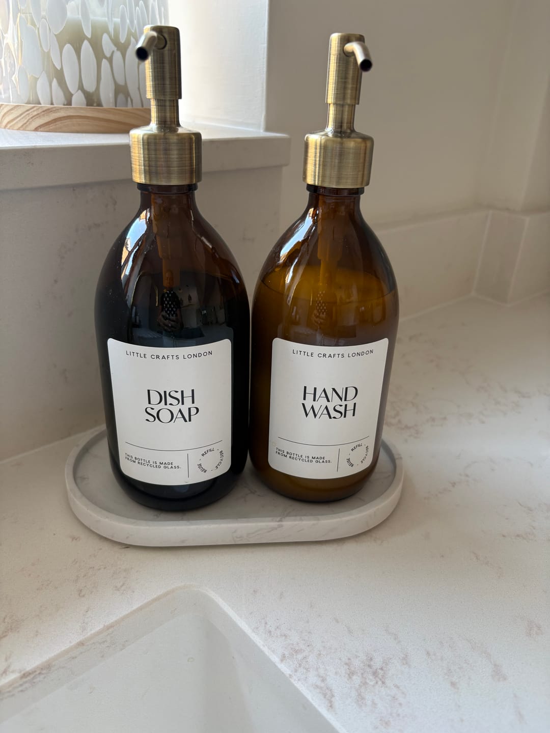 Customer photo review of Set of 2 Amber Glass Bottle 500 ML with Metal Pump & Small Tray