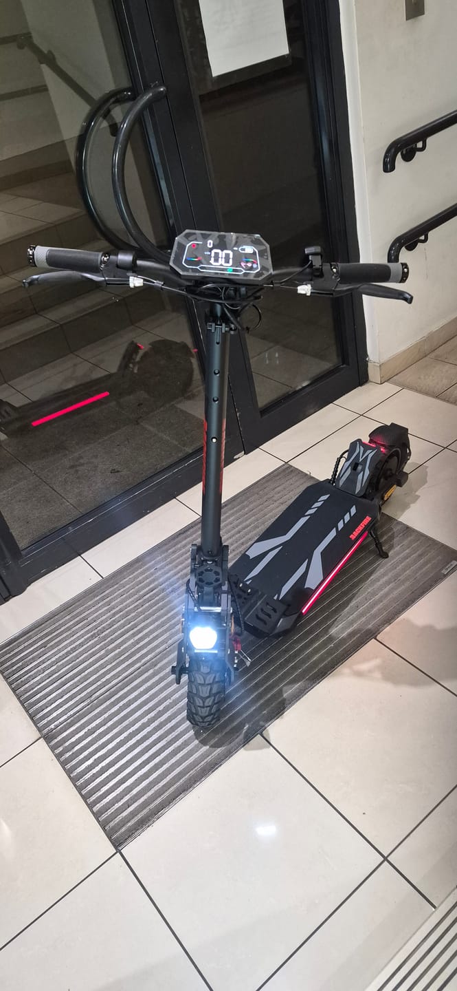 Customer photo review of Backfire M8 Electric Scooter with GPS and Samsung Battery