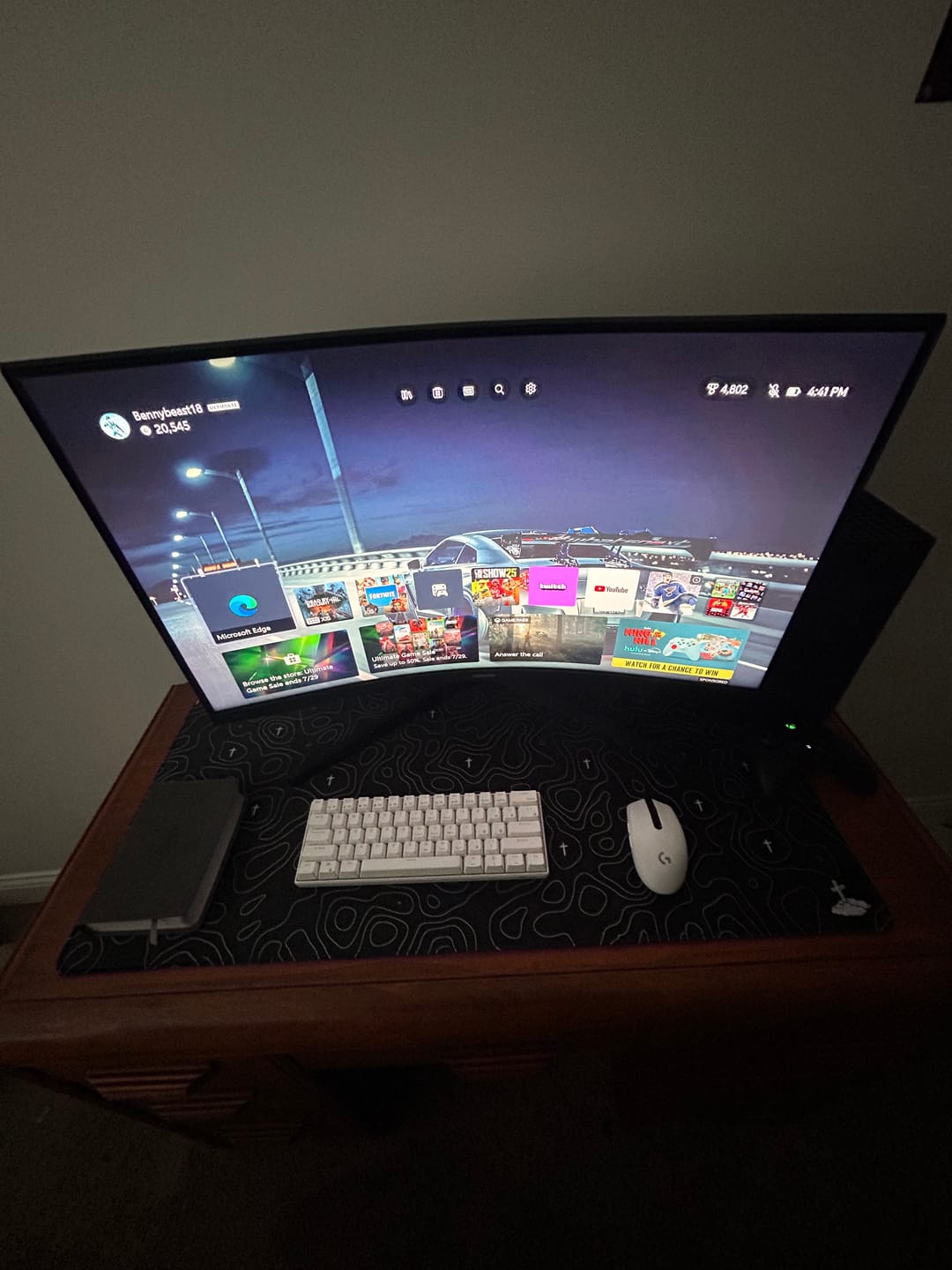 Customer photo review of Topo Black Mousepad