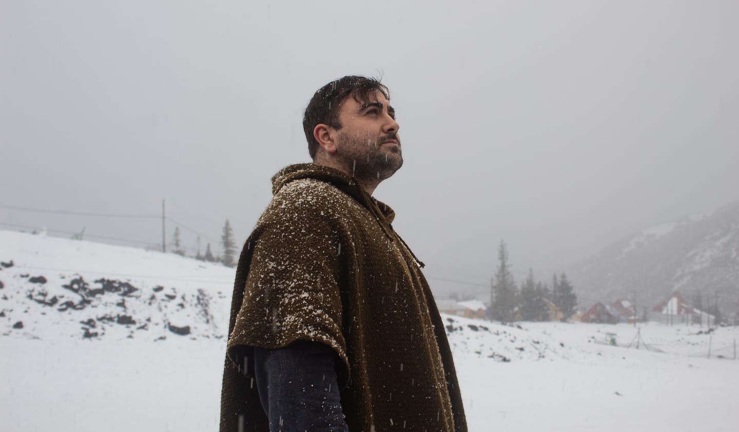 Customer photo review of PONCHO CLÁSICO VERDE OSCURO