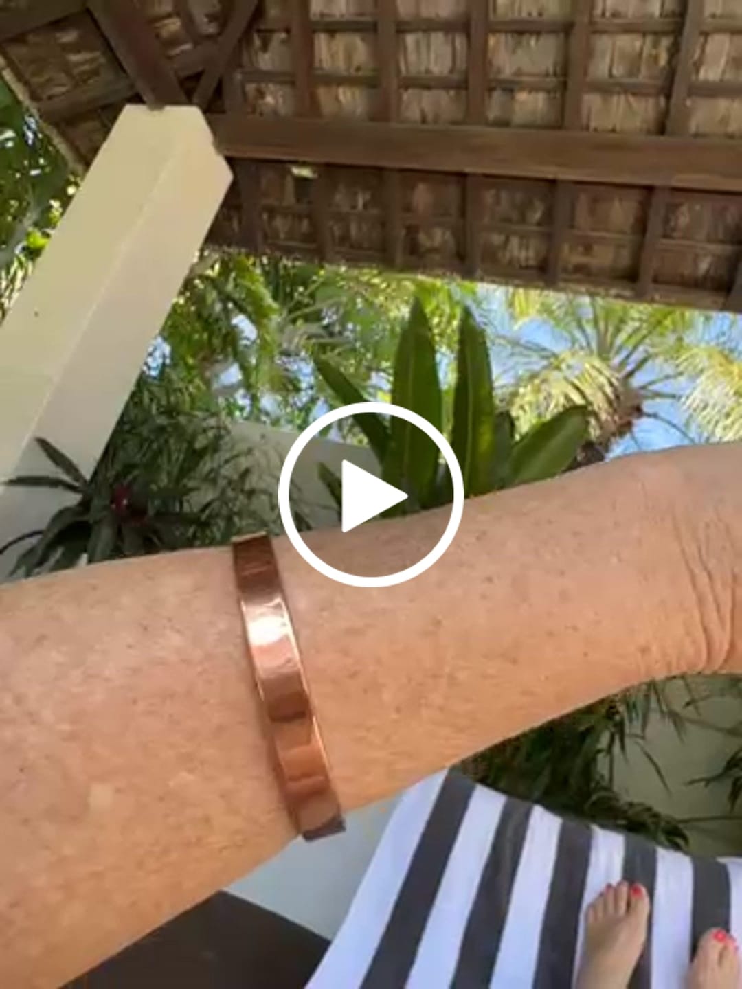 Customer video review of Pure Copper Bracelet - Smooth Copper Bracelet - Copper Culture