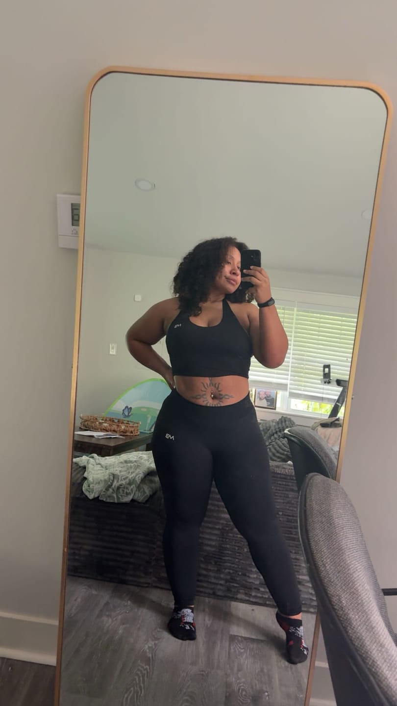 Customer photo review of Core Leggings