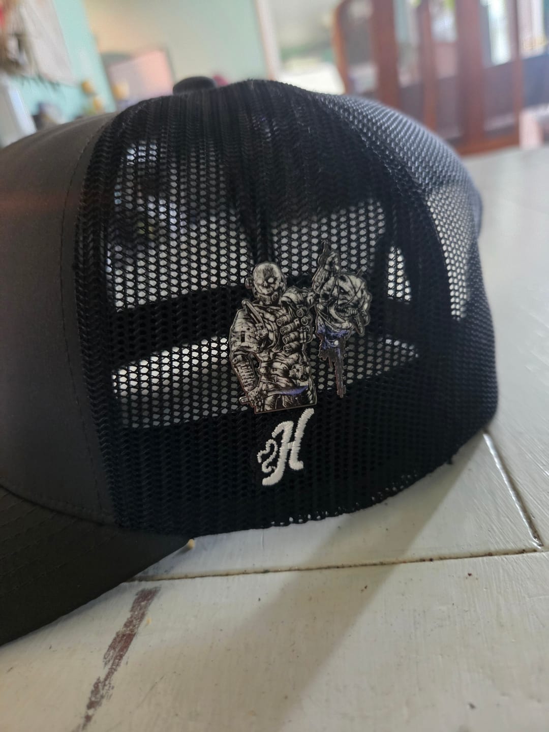 Customer photo review of Head Hunter Pin
