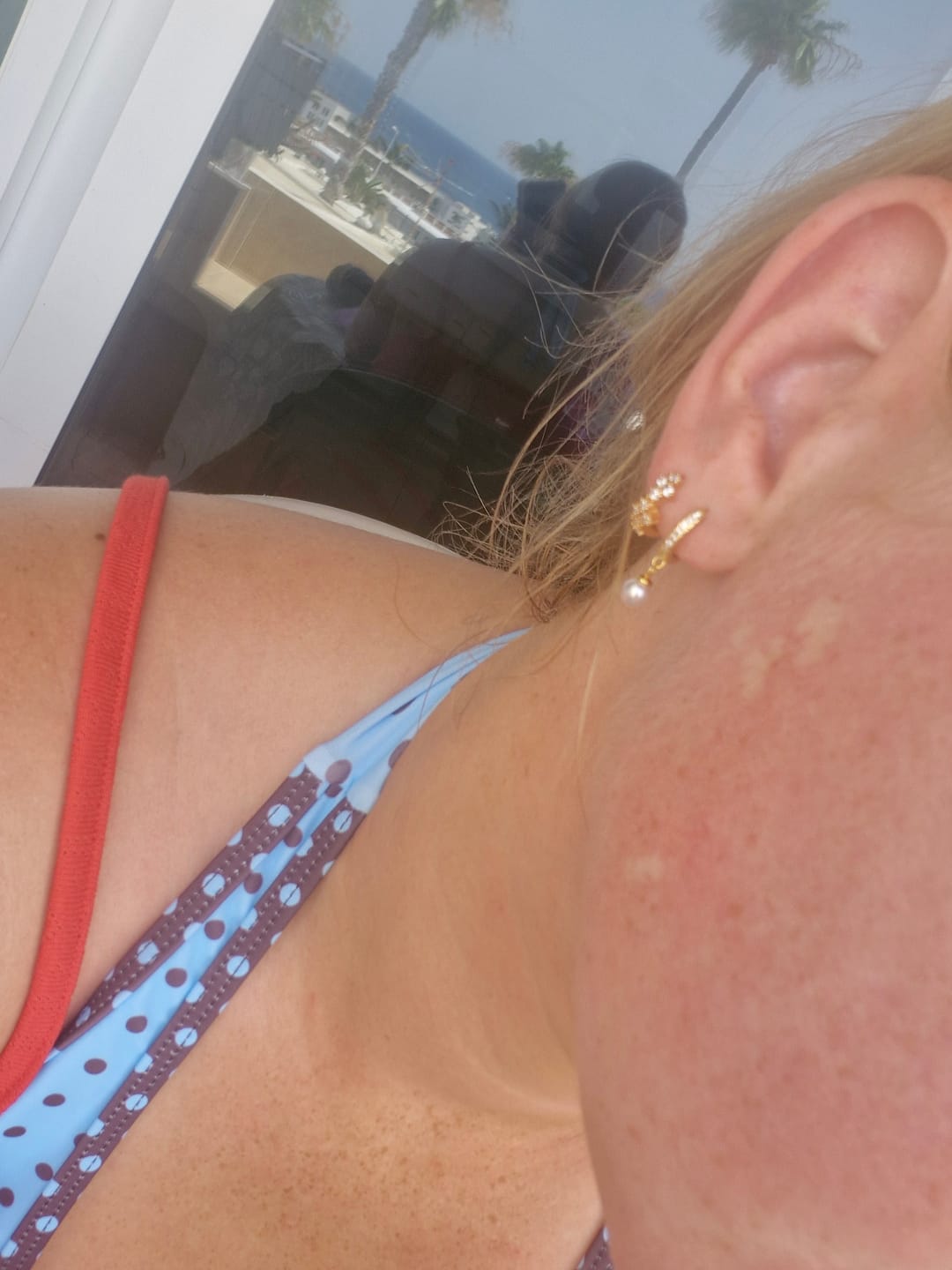 Customer photo review of Crystal Pearl Hoop Earrings Gold