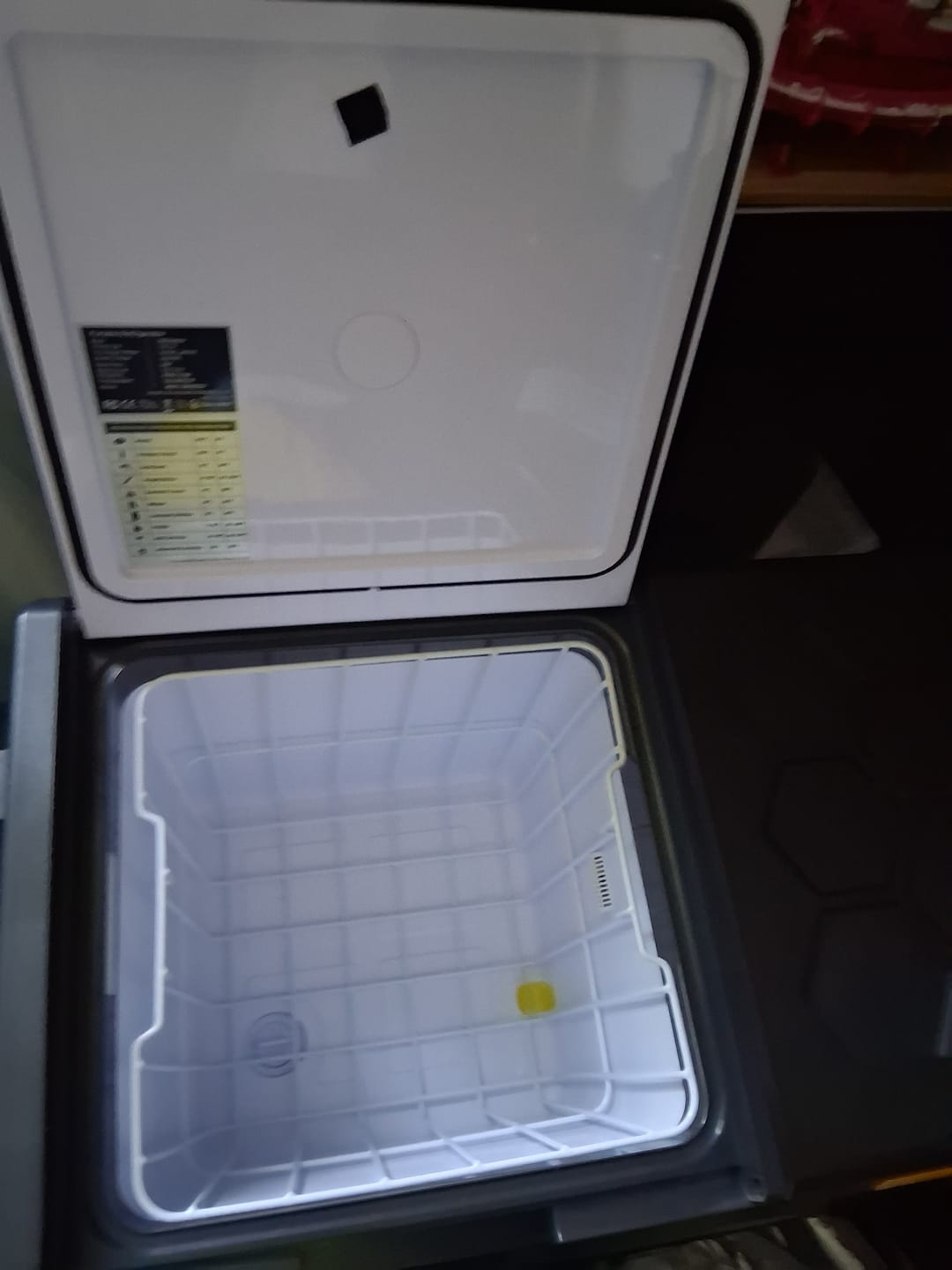 Customer photo review of BougeRV New CRD2 V2.0 40L Dual Zone 12V Portable Fridge Freezer