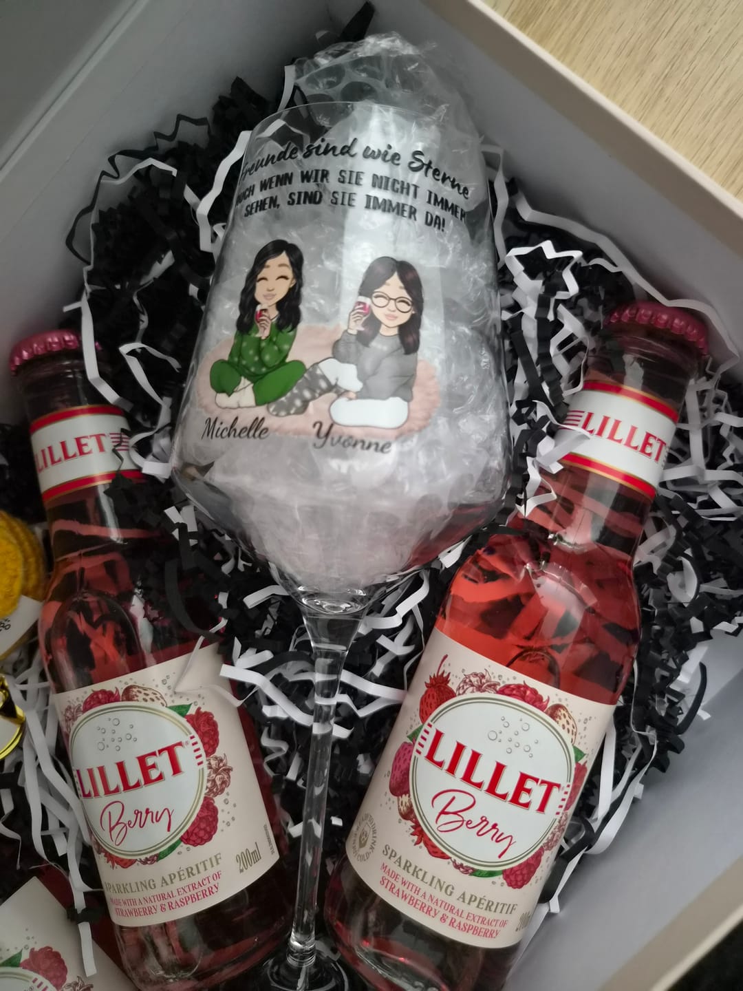 Customer photo review of Herzensmenschen - Personalisiertes Weinglas