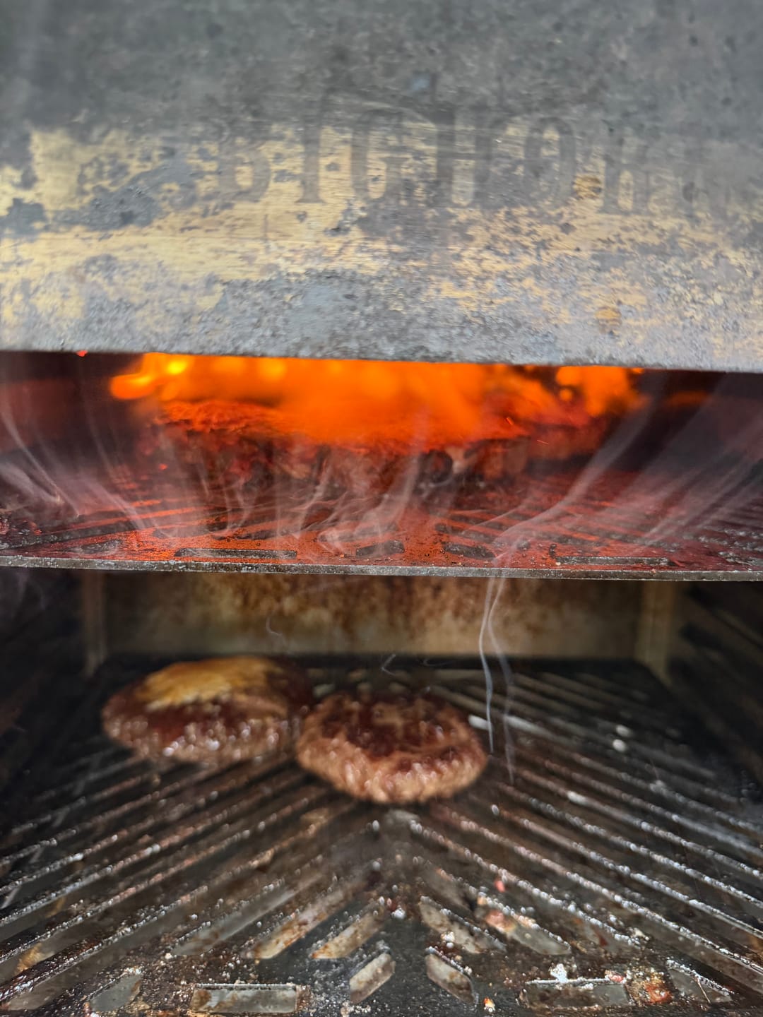 Customer photo review of 1500℉ Portable Infrared Steak Grill with Pizza Stone, Stainless Steel- 16 Inch