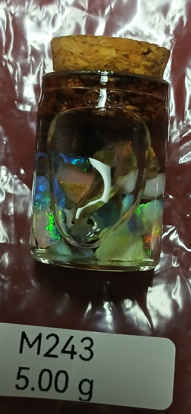 Customer photo review of 5.00g Mini Chalk Jar