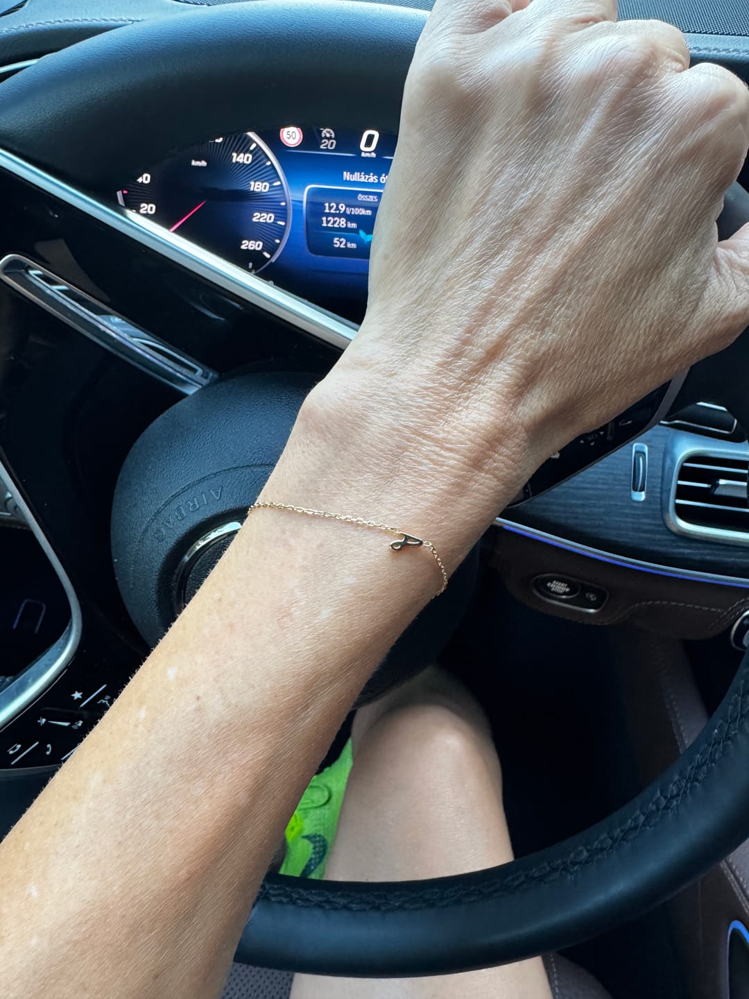 Customer photo review of Initial Chain Bracelet