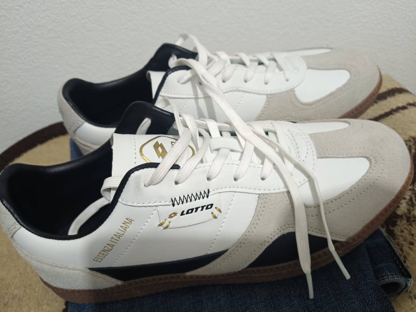 Customer photo review of Tenis Lecarde Men