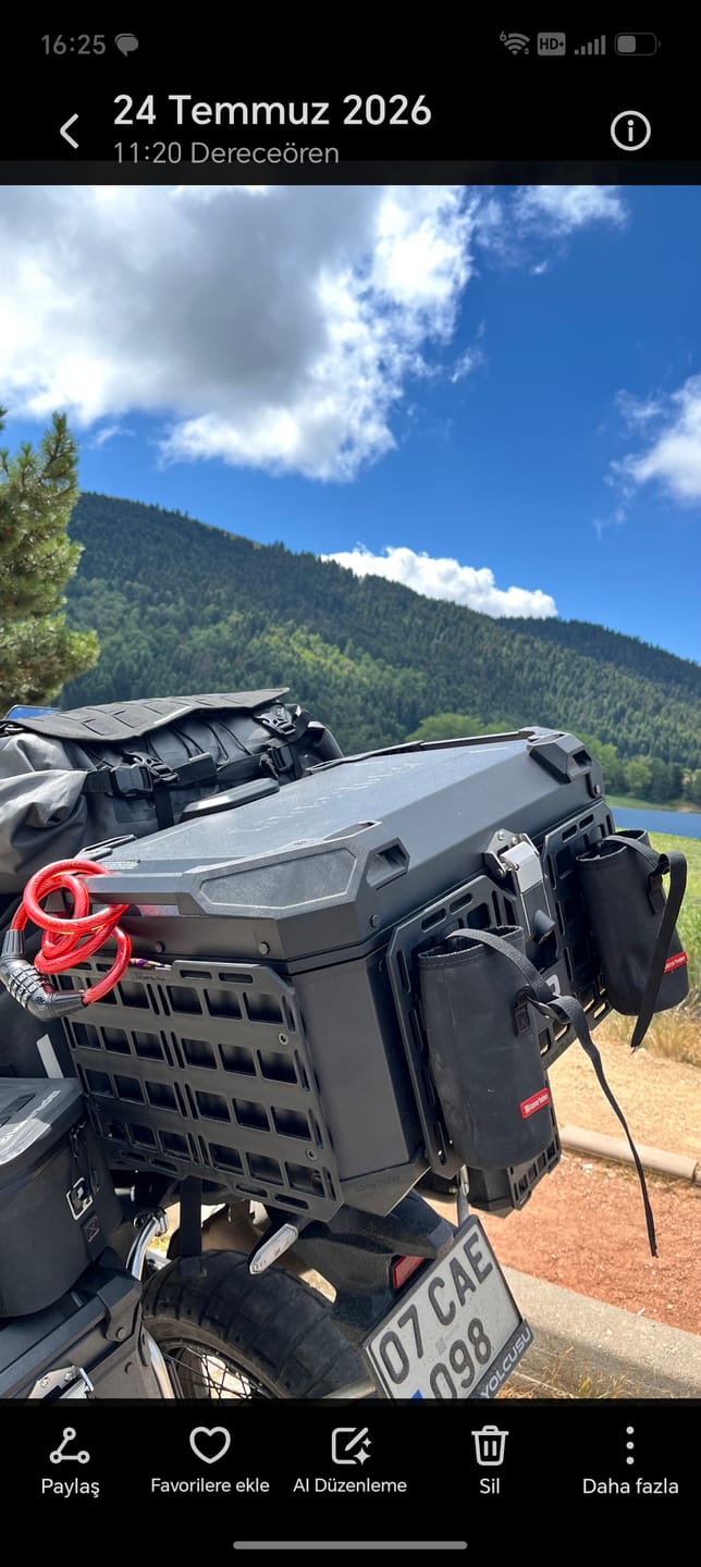 Customer photo review of MotoRacks – Motorcycle Luggage Pannier Racks