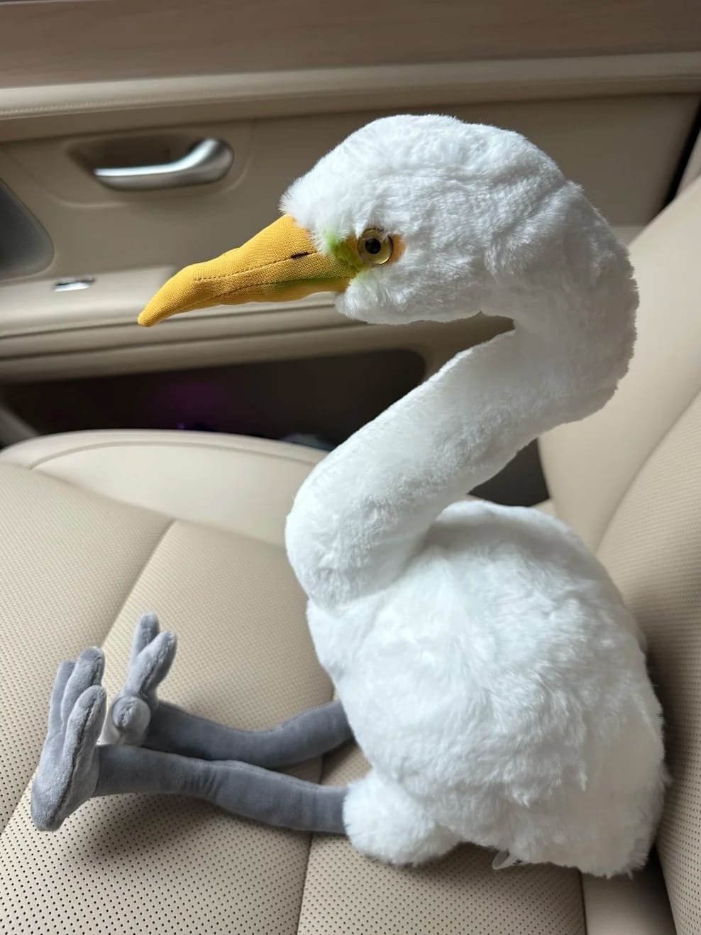 Customer photo review of Great White Egret Plush Toy – Realistic, Soft, and Perfect Gift for Bird Lovers